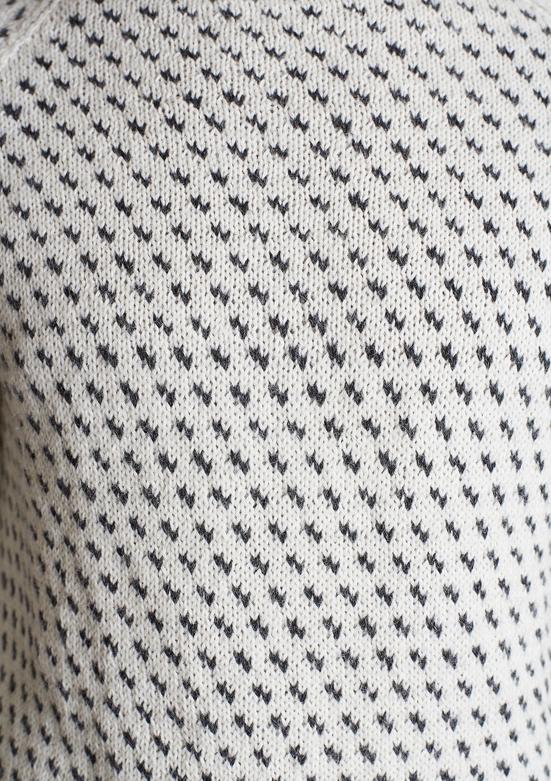 Sandnes Garn Icelandic Sweater - Image 2