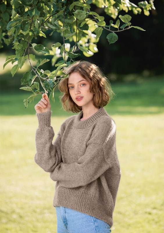 MIA SWEATER DOUBLE SUNDAY EDITION