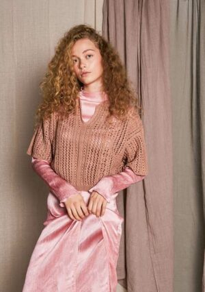 April Blouse (2204)