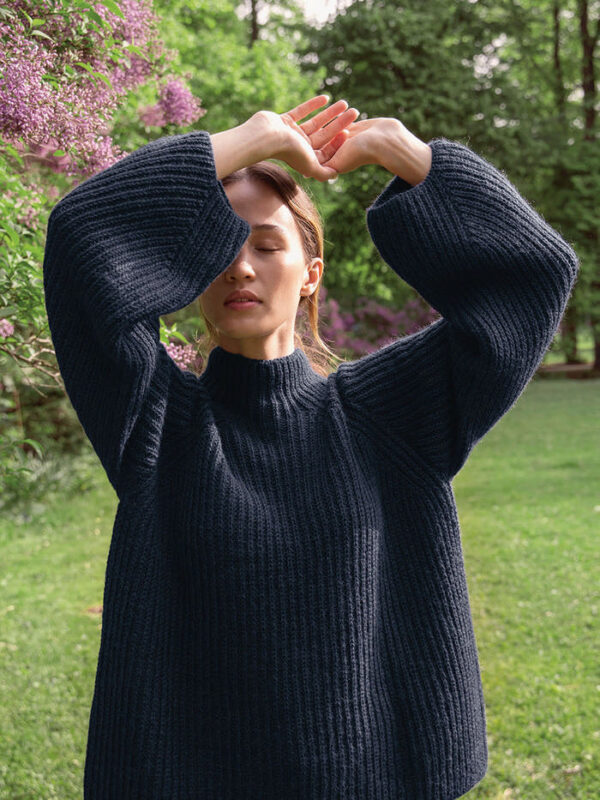 IBEN SWEATER No.1 - 2210