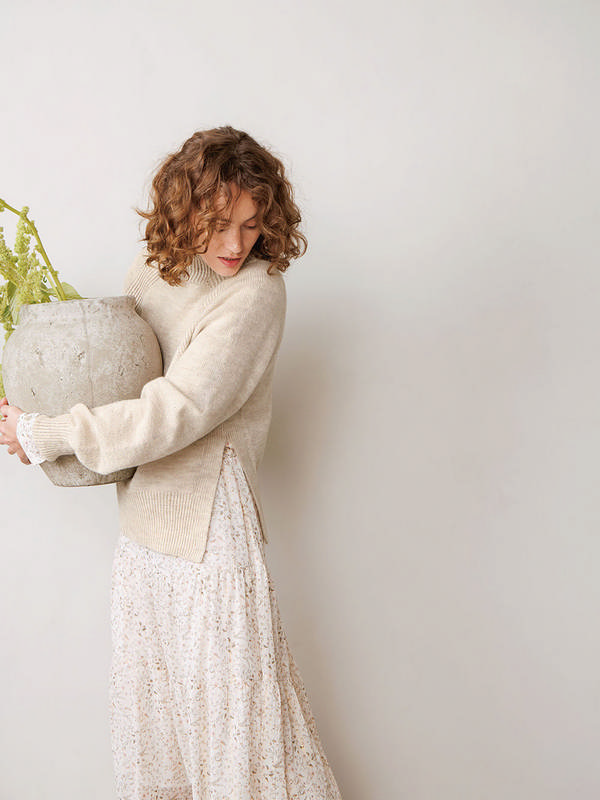 KELLY SWEATER W/SLIT - Image 4