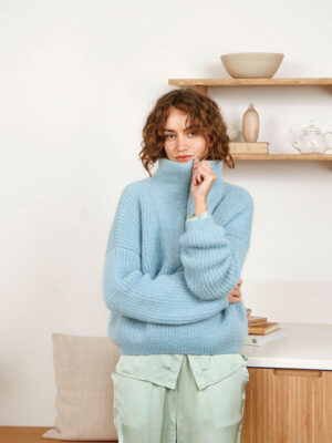 ZOE ZIPPER SWEATER