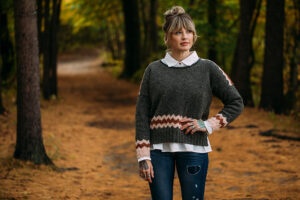 ANDREA MOWRY ZIG SWEATER