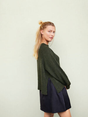 KELLY SWEATER W/SLIT LADIES (HEM UP)