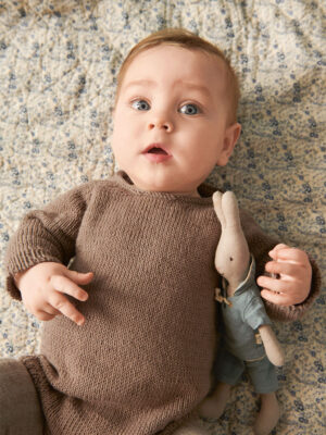 Julius Onesie Pattern and Yarn