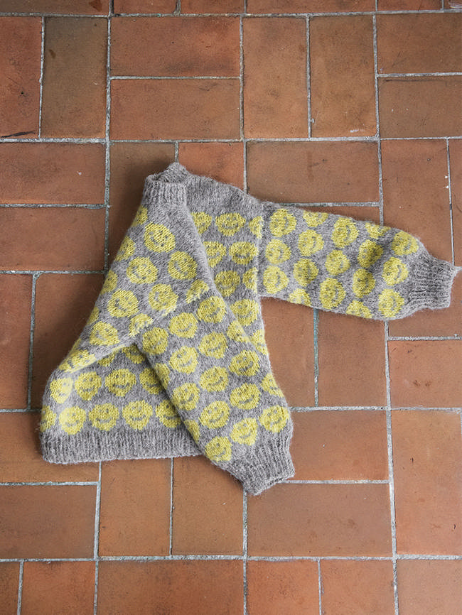 ALL SMILEY SWEATER (2303) - Image 2