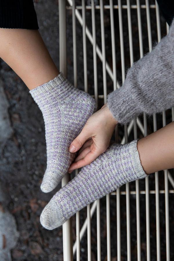 Laine Publishing: 52 Weeks of Socks Vol II - Image 31