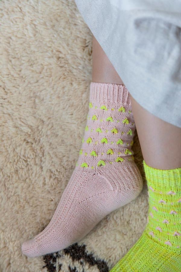 Laine Publishing: 52 Weeks of Socks Vol II - Image 13