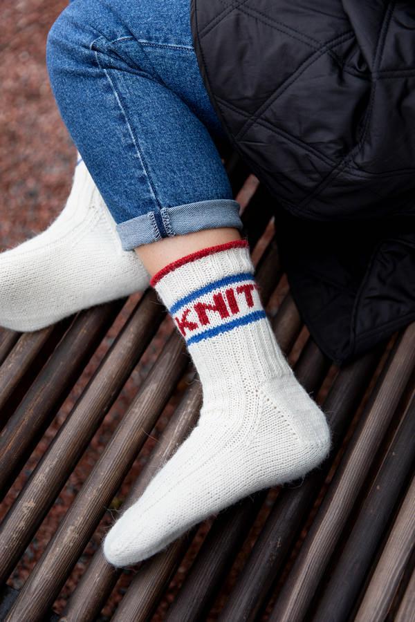 Laine Publishing: 52 Weeks of Socks Vol II - Image 28