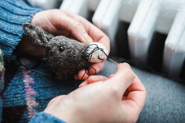 Laine Publishing: Mouche & Friends - Seamless Toys to Knit and Love - Image 12