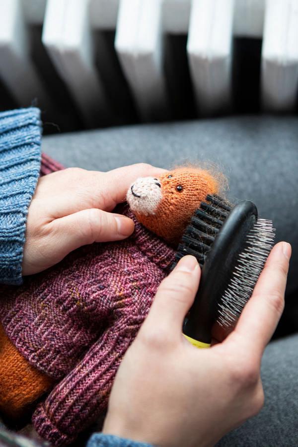 Laine Publishing: Mouche & Friends - Seamless Toys to Knit and Love - Image 9