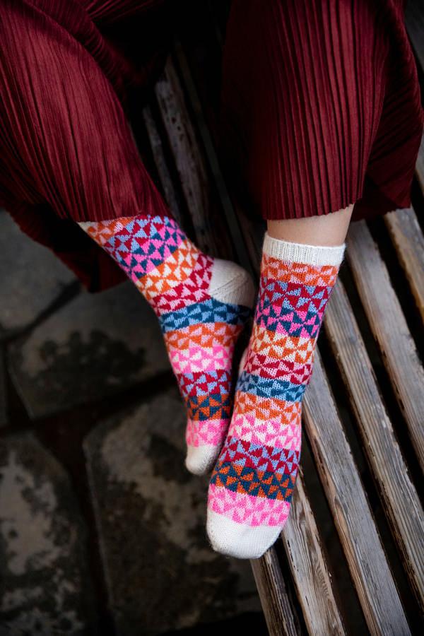 Laine Publishing: 52 Weeks of Socks Vol II - Image 4