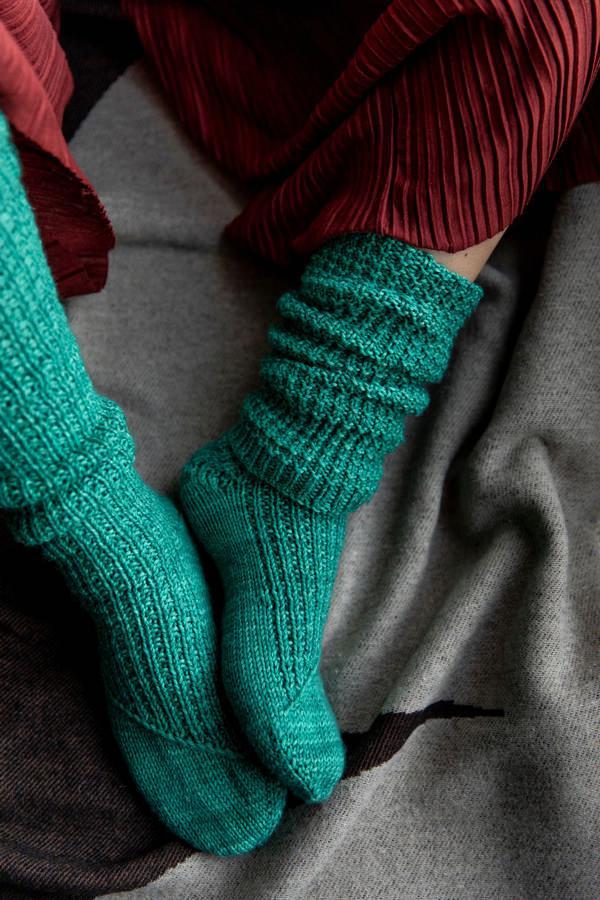 Laine Publishing: 52 Weeks of Socks Vol II - Image 12