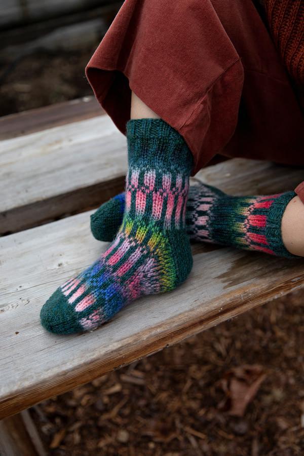Laine Publishing: 52 Weeks of Socks Vol II - Image 29