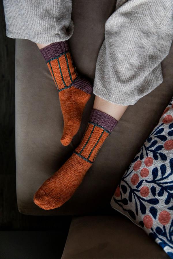 Laine Publishing: 52 Weeks of Socks Vol II - Image 8