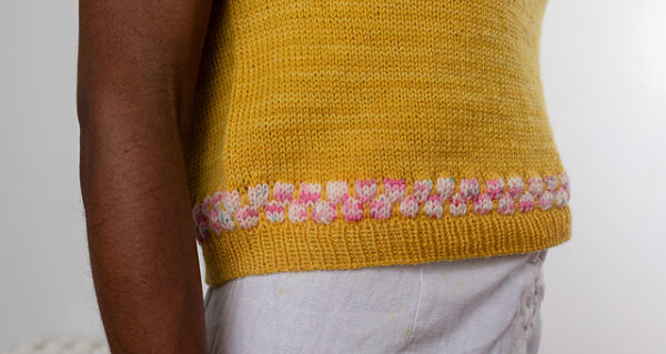 Manos del Uruguay Pop Rocks Pullover by Julia Farwell-Clay [KIT] - Image 4