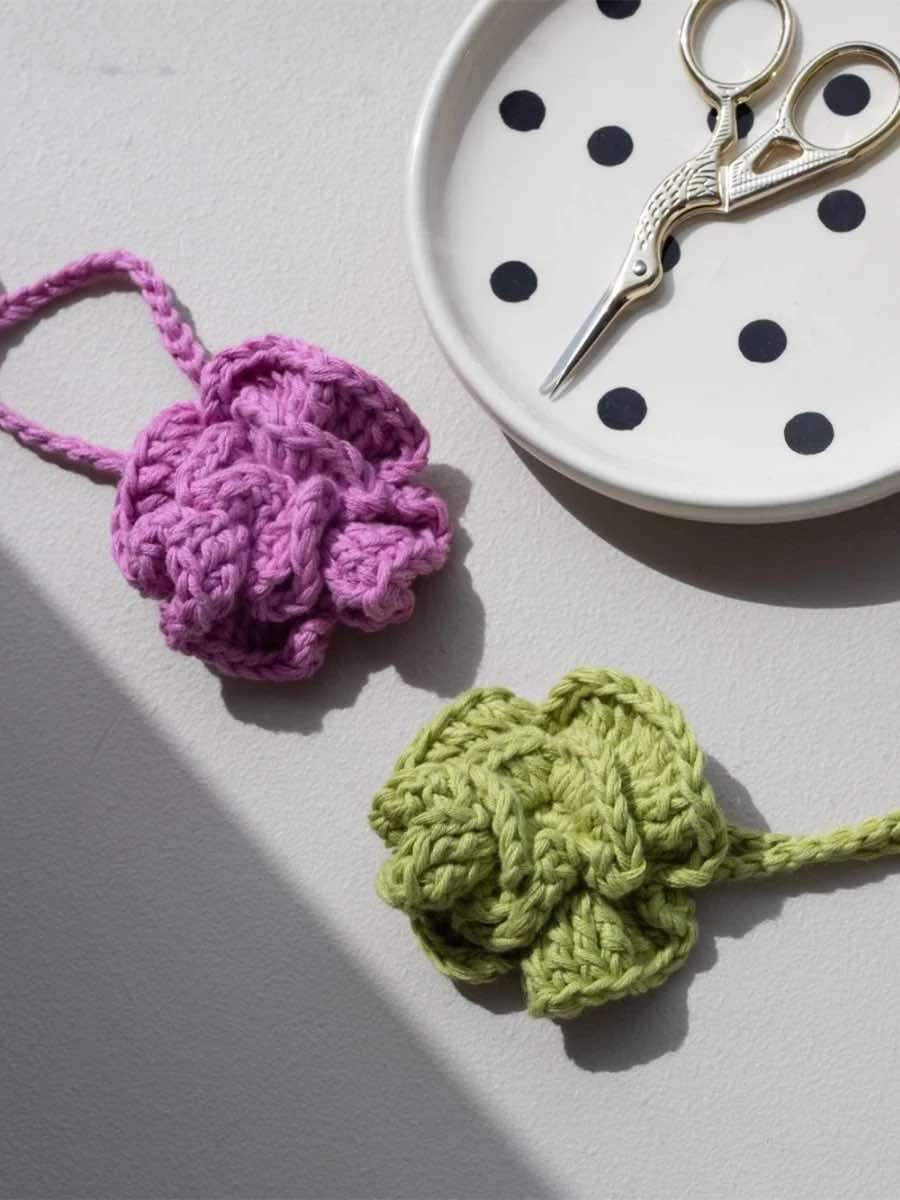 FREE CROCHET PATTERN: Rose Choker in Sandnes Garn Mandarin Petit - Image 2