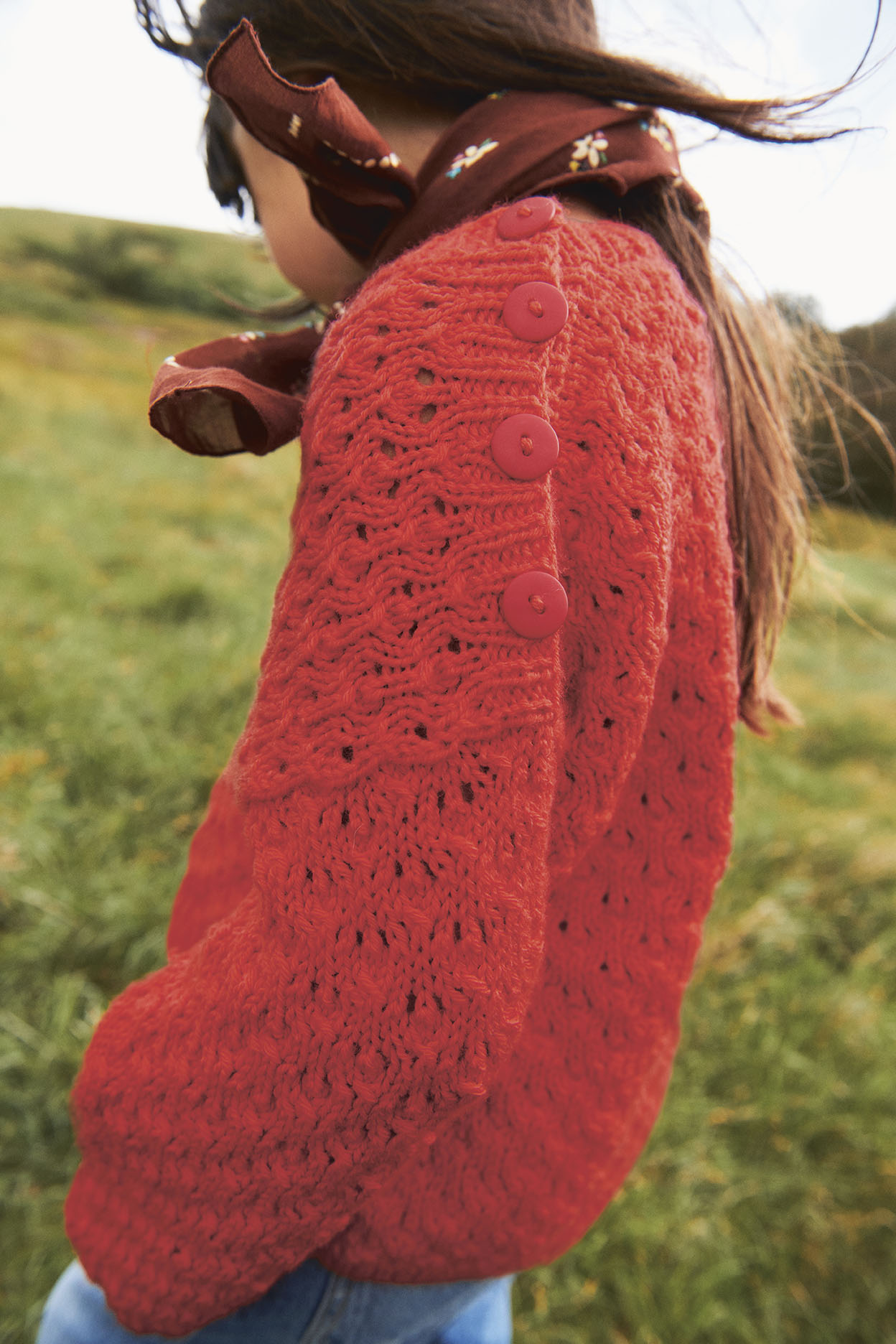 MOA SWEATER - Image 4