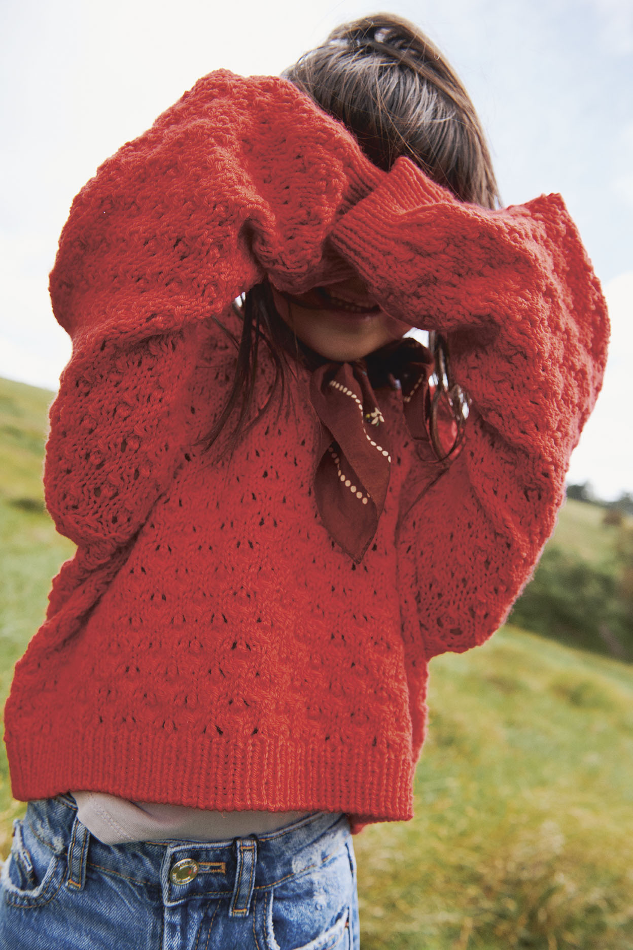 MOA SWEATER - Image 3