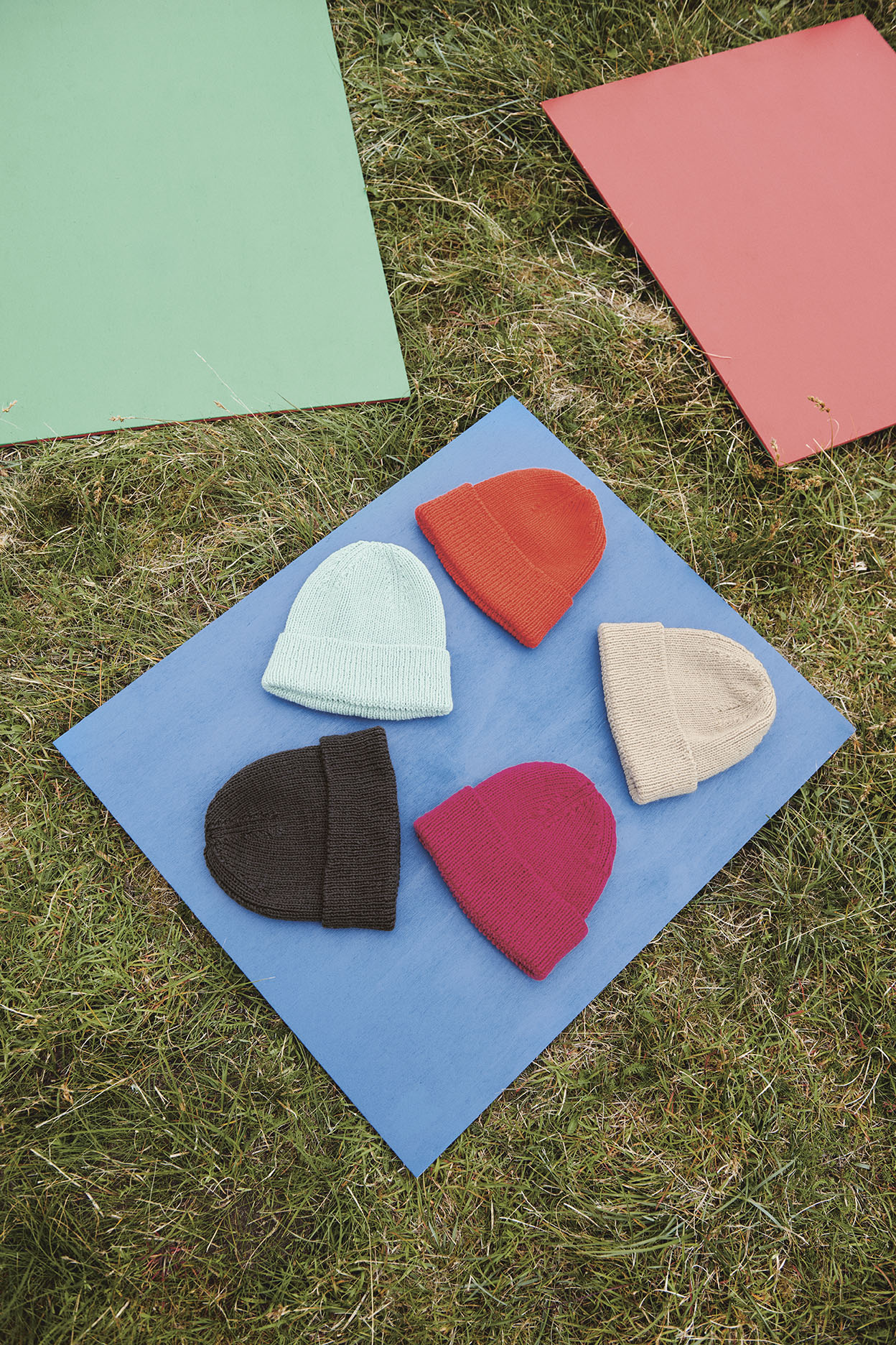 MUST-HAVE BEANIE