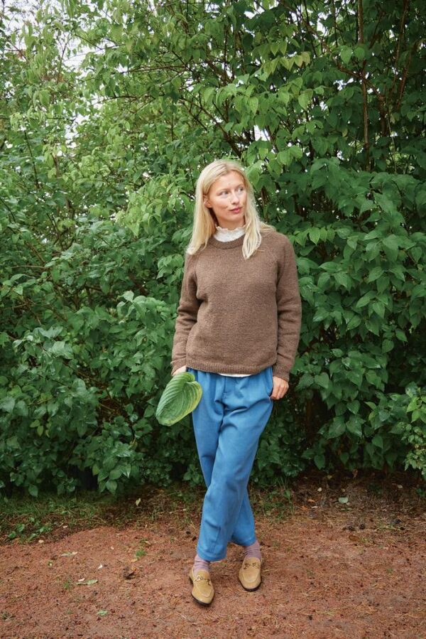 DEBUTANT SWEATER (1b) - Image 2