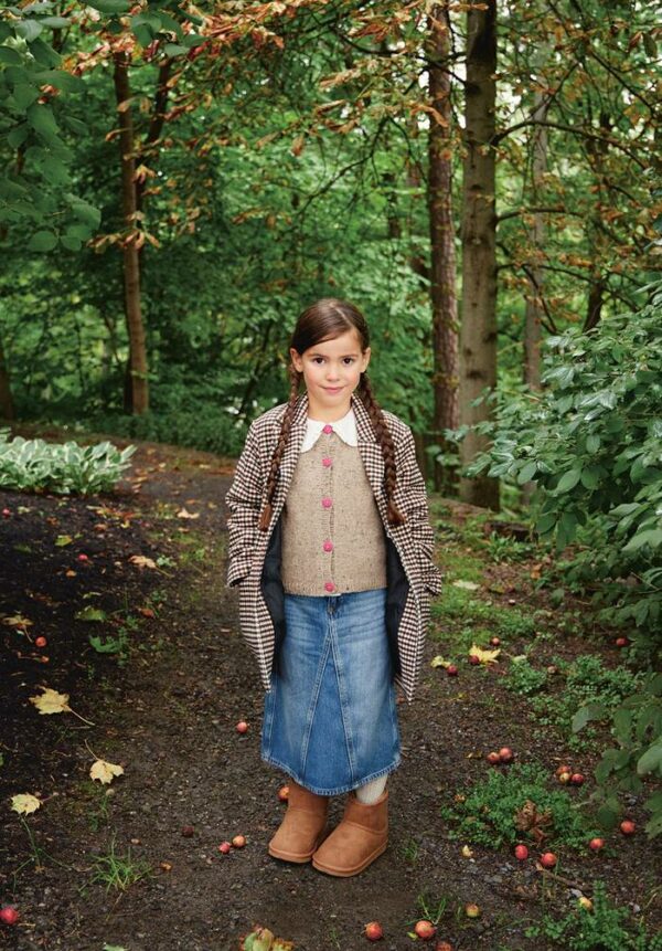 DEBUTANT CARDIGAN (2b)