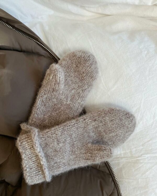 Sandnes Garn Tova Mittens (FREE) - Image 3