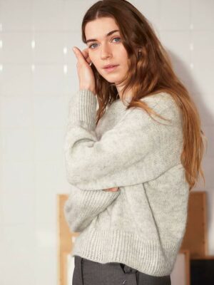 NR. 13 HEATHER SWEATER