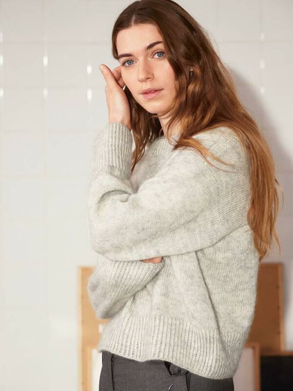 NR. 13 HEATHER SWEATER