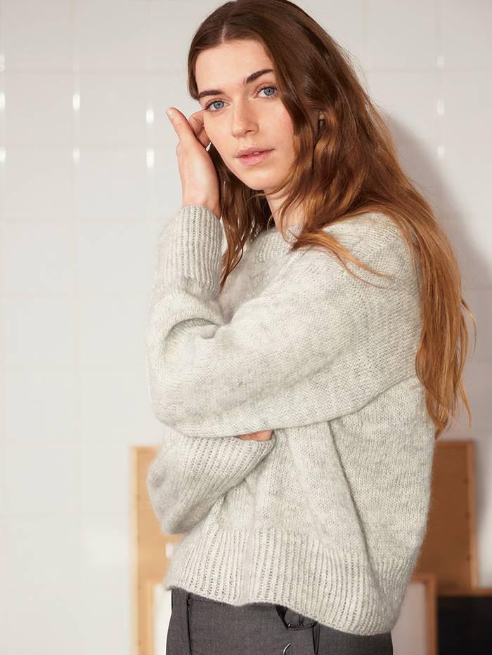 NR. 13 HEATHER SWEATER