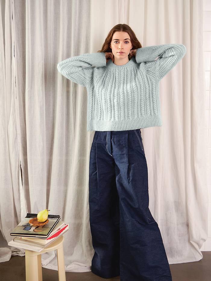 NR. 10 KAJA SWEATER