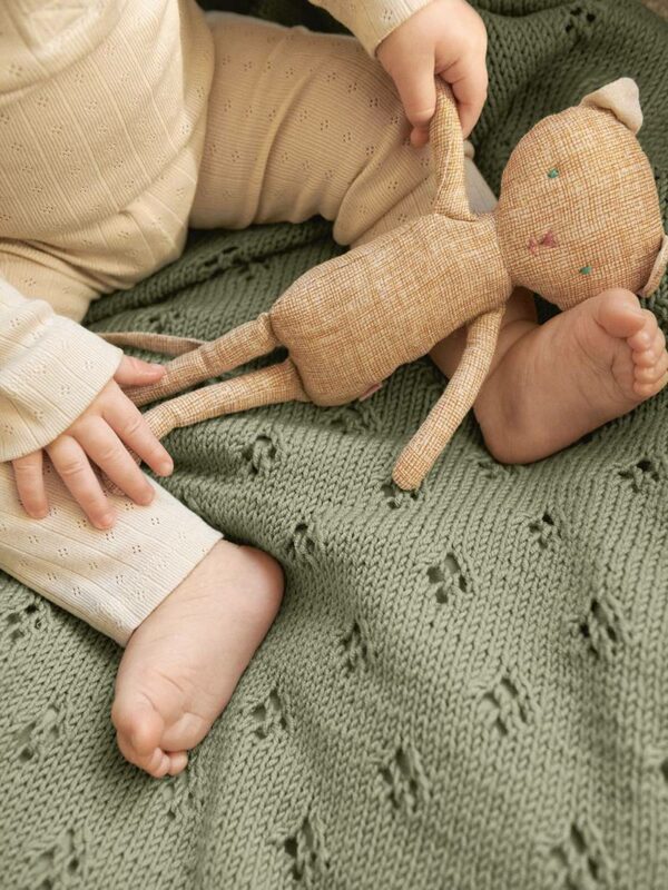 Clover Blanket - Image 2