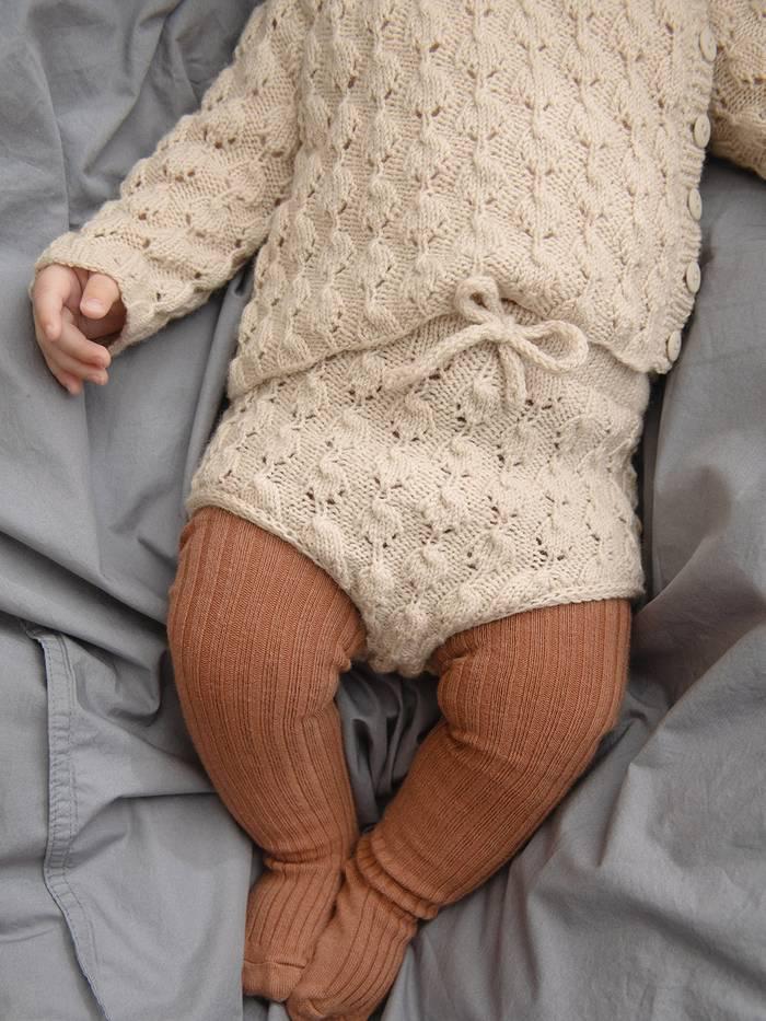 LILJA BONNET, CARDIGAN, DIAPER PANTS & TIGHTS - Image 4